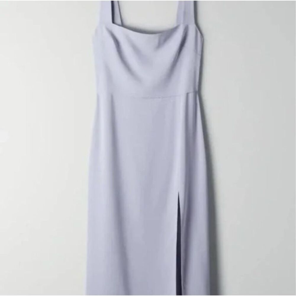 Elegant Lavender Sleeveless Dress